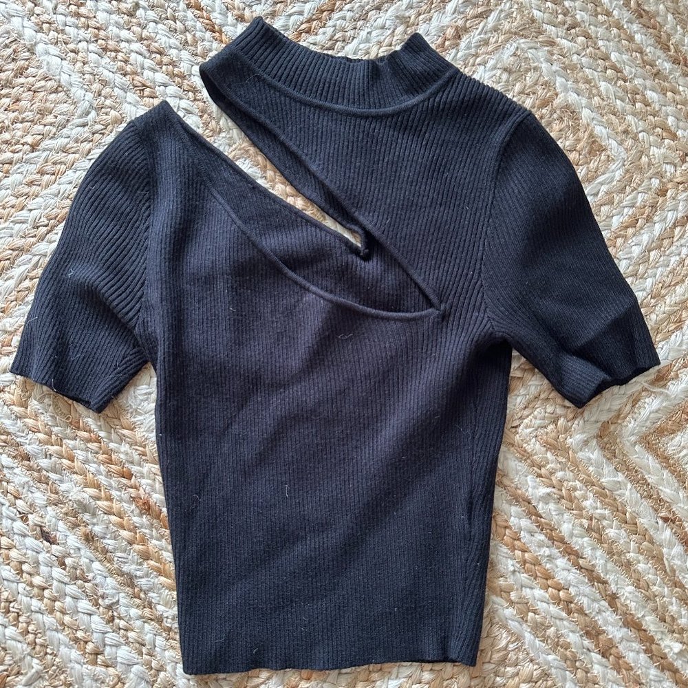 LELIS Collection Asymmetrical Top